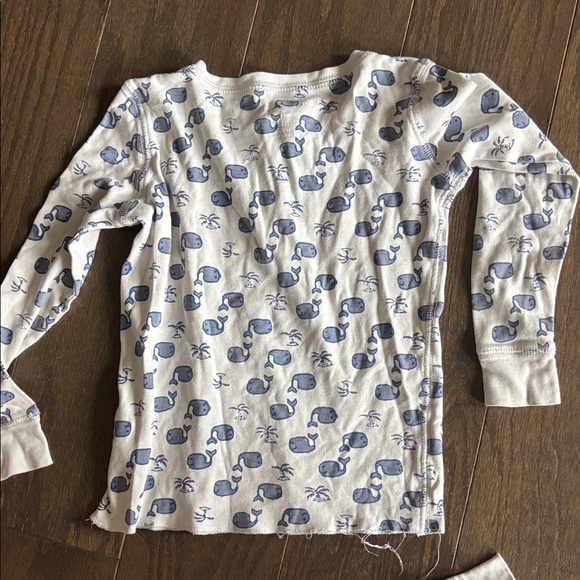 Roberta Roller Rabbit whale print pajamas 6 - Picture 4 of 8